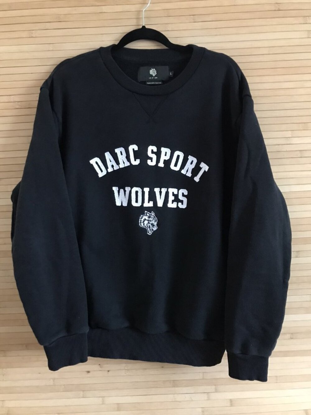 LIMITED Darc Sport Wolves Embroidered sweatshirt 230 of 1000 sz L sweater
